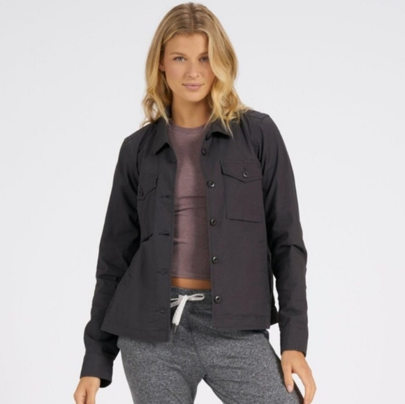Vuori Jackets & Blazers - NWT Vuori Ripstop Jacket in Charcoal